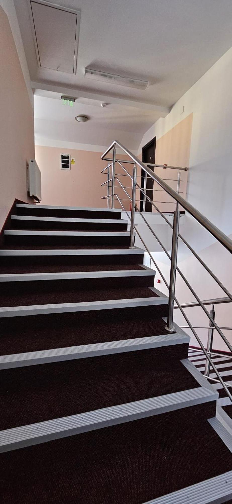 Hostel Cppi Vest Buşteni エクステリア 写真